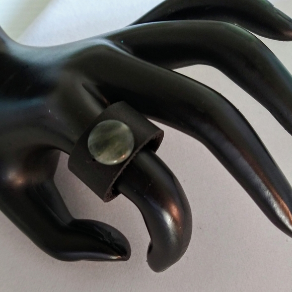 Leather band w Green Jasper - Picture 1 of 8